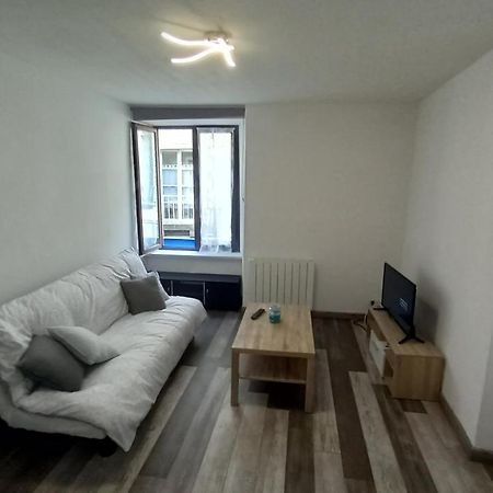 Saint-Flour Appartement Au Coeur De La Ville Екстериор снимка